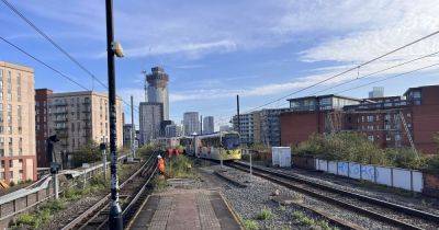 Trafford Centre - LIVE: Tram derails in Manchester city centre with Metrolink chaos to last HOURS - updates - manchestereveningnews.co.uk - county Centre