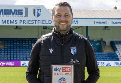 Carlisle United - Mark Bonner - Luke Cawdell - Medway Sport - Gillingham manager Mark Bonner has been named Sky Bet League 2 August manager-of-the-month - kentonline.co.uk