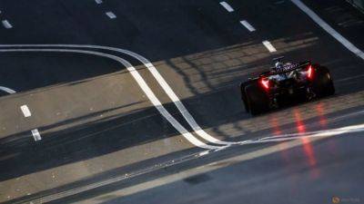 Albon keeps his cool after airbox fan blunder