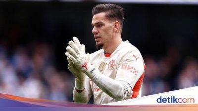 Wow! Jumlah Assist Ederson di Premier League Kalahkan Antony