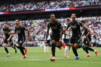 Gabriel strikes as Arsenal beat wasteful Tottenham 1-0