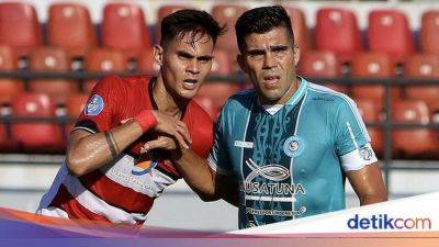 Madura United - Hasil Liga 1: PSBS Kalahkan Madura United 2-1 - sport.detik.com