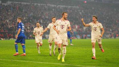 Kane passes Rooney as records fall in Bayern Munich rout - ESPN