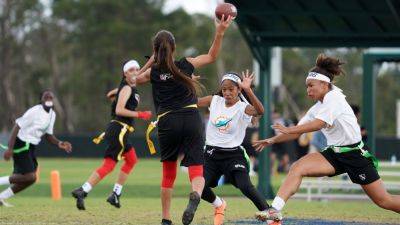 Pennsylvania sanctions girls' flag football as high school sport - ESPN