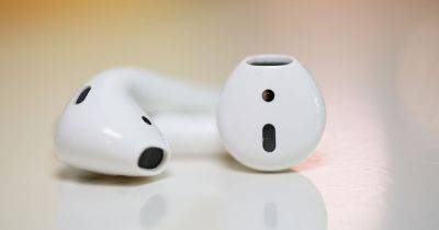 Sky slashes price of Apple AirPods in flash '£4 deal'