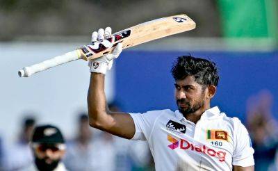 Sunil Gavaskar - Sri Lankans - Sri Lanka's Kamindu Mendis Surpasses Sunil Gavaskar To Equal Pakistan Star Shaud Shakeel's World Record - sports.ndtv.com - New Zealand - India - Sri Lanka - Pakistan