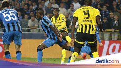 Borussia Dortmund - Club Brugge - Gregor Kobel - Julian Brandt - Brugge Vs Dortmund: Die Borussen Menang 3-0 - sport.detik.com