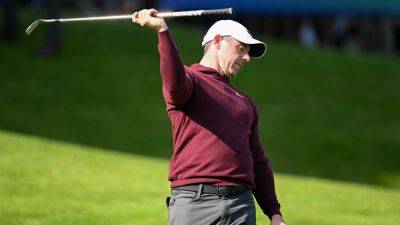 Rory Macilroy - Rory McIlroy overcomes broken club to shoot 67 at Wentworth - rte.ie - Britain