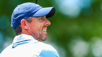 Rory McIlroy loses clubhead in eventful BMW PGA first round - ESPN