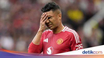 Casemiro Blunder, Ten Hag Pasang Badan, Istri Pamer Trofi