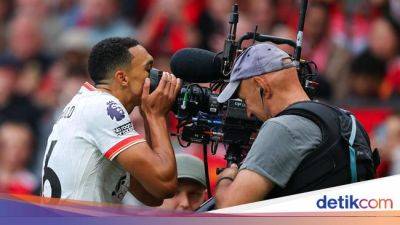 Steven Gerrard - Trent Alexander-Arnold - Liga Inggris - Trent Alexander-Arnold Tiru Selebrasi Gerrard, eh Golnya Dianulir - sport.detik.com - Liverpool