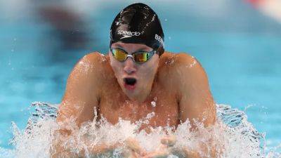 Paris La-Defense - Paris Paralympics - Nicholas Bennett swims to Canada's 1st gold at Paris Paralympics in SB14 100m breaststroke - cbc.ca - Canada