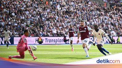 Babak I Selesai, Chelsea Ungguli West Ham 2-0