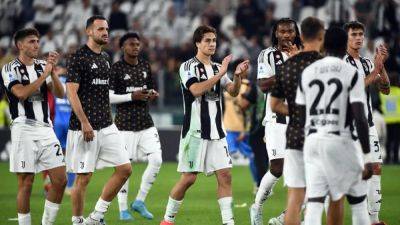 Juventus held to goalless draw by visiting Napoli
