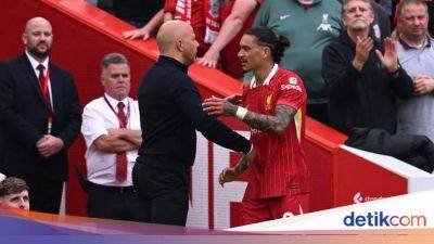 Darwin Núñez - Arne Slot - Lihat Gol Darwin Nunez, Slot Sempat Mikir 'Ngapain Tendang Langsung?' - sport.detik.com - Uruguay - Liverpool