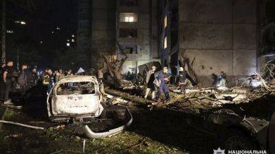 Russian airstrike on apartment block in Kharkiv injures 21 people