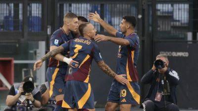 Roma beat Udinese to claim first league win of season