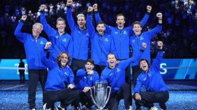 Alcaraz clinches Team Europe's 1st Laver Cup since 2021 in comeback over Team World