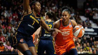 Caitlin Clark - Kelsey Mitchell - Marina Mabrey - Alyssa Thomas - Sun spoil Caitlin Clark's WNBA playoff debut with dominant win over Fever - cbc.ca - state Indiana - state Connecticut