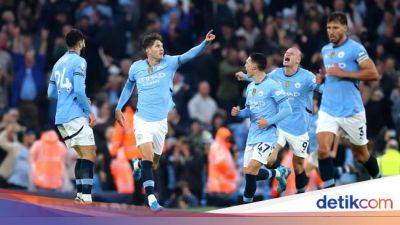 Liga Inggris - Klasemen Liga Inggris: Gagal Dikudeta Arsenal, City Tetap di Puncak - sport.detik.com - Liverpool