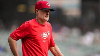 Cincinnati Reds fire manager David Bell after 6 seasons - ESPN