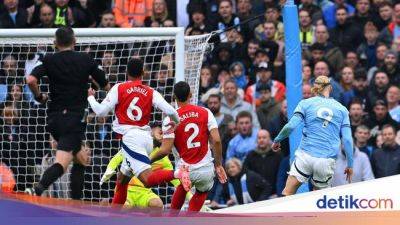 'Man City Vs Arsenal Tontonan yang Lengkap'