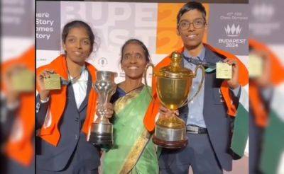 "Indeed A Proud Mom": R Praggnanandhaa, Sister's Photo Viral After India's Rare Double Gold At Chess Olympiad - sports.ndtv.com - India - Slovenia - Azerbaijan
