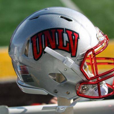 Sources: UNLV exploring options after Utah State joins Pac-12 - ESPN