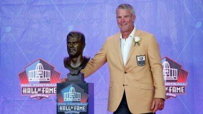 NFL legend Brett Favre reveals Parkinson's diagnosis at congressional hearing in US