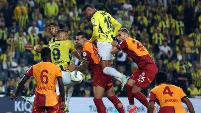 Fierce Fenerbahce-Galatasaray rivalry spills over onto basketball court