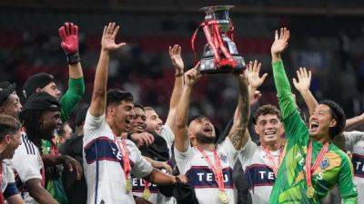 Vancouver Whitecaps down Toronto FC to win Canadian Championship