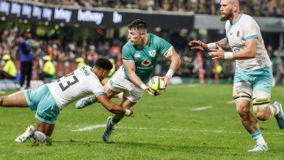 Calvin Nash welcomes Mack Hansen return and relishes Ireland battle