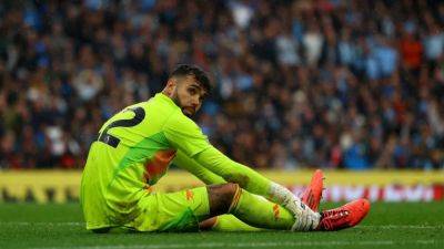 Arsenal keeper Raya an injury doubt for Leicester clash