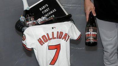 Orioles, Brewers lead the charge in playoff berth celebrations - ESPN