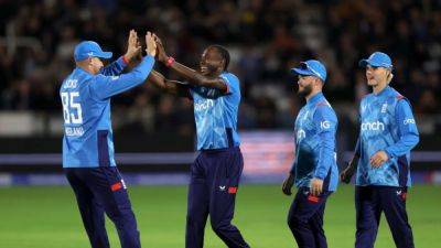 England thrash Australia to level ODI series at 2-2