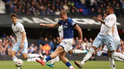 Emi Martínez - Aston Villa - Unai Emery - Ollie Watkins - Jack Clarke - Leon Bailey - Liam Delap - Delap double helps Ipswich draw with Aston Villa - channelnewsasia.com - county Morgan