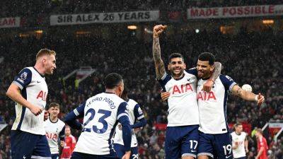 Erik ten Hag under pressure as Manchester United crumble against Tottenham Hotspur