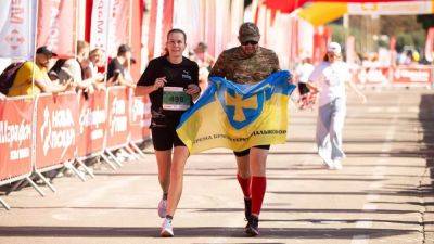 Running into battle: Ukrainian Ironman who swapped marathons for the frontline