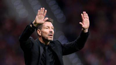 Atlético coach Simeone lashes out at fans stopping Madrid derby - ESPN