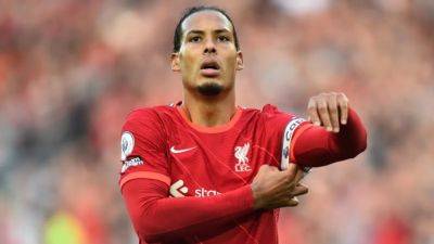 Captain Van Dijk commits to Netherlands after Koeman talks