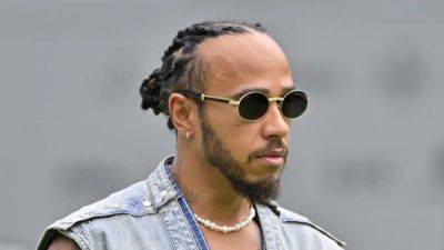 Motor Racing-Hamilton reveals long battle with depression in Times interview