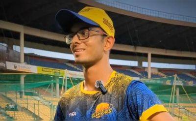 Rahul Dravid - Injured Samit Dravid May Miss India U19s Four-Day Games Against Australia - sports.ndtv.com - Australia - India