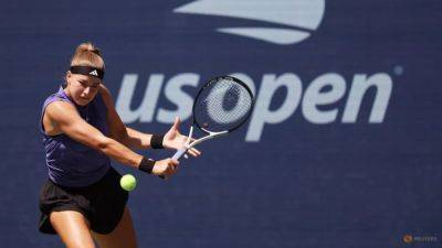 Muchova outclasses Haddad Maia to reach US Open semis