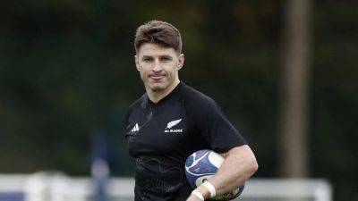 Beauden Barrett benched as All Blacks make four changes to face Springboks