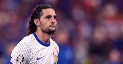 Adrien Rabiot hands Man United 'perfect' transfer opportunity with dream move revealed