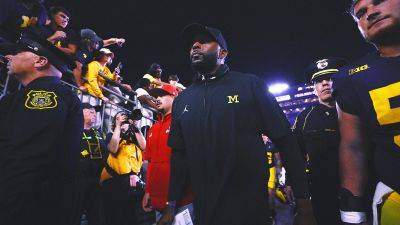 Jim Harbaugh - Michigan's Sherrone Moore has been coaching without a signed contract - foxnews.com - Usa - Los Angeles - state Texas - state Michigan - county Fresno