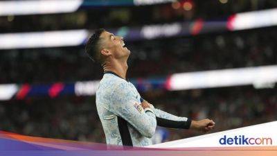 Siuuu! Cristiano Ronaldo Sudah 900 Gol