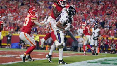 Ravens at odds with officials after overturned TD vs. Chiefs - ESPN