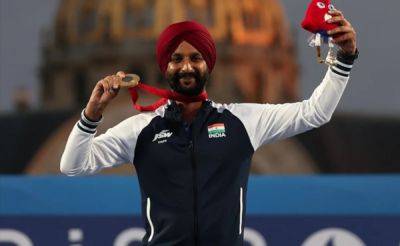 Paris Games - Harvinder Singh, Preethi Pal To Be India's Flag-Bearers For Paralympics Closing Ceremony - sports.ndtv.com - India