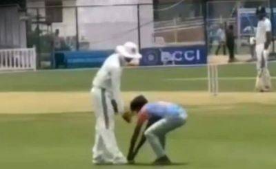 Fan Breaches Security, Touches India Star's Feet During Duleep Trophy Game